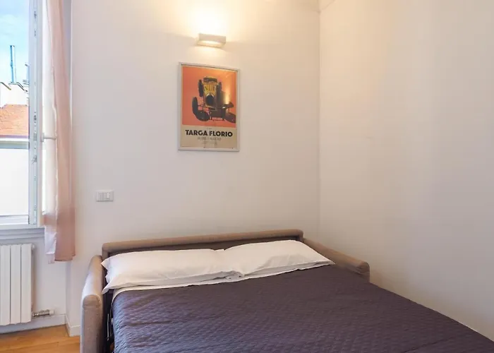 Lux Navigli Center شقة